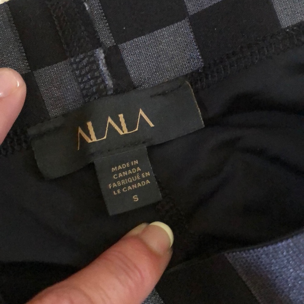 Alala Leggings View 2